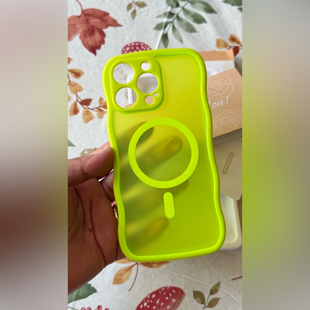 Capraro Case 15 Pro Max Green Neon